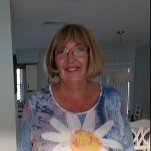 Meet your Posher, Debbie